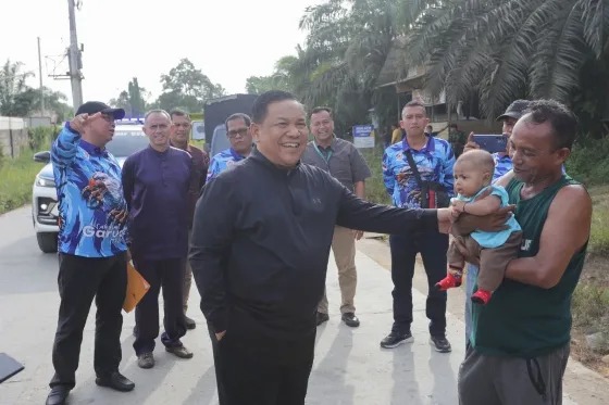 Pemprov Riau Kolaborasi dengan Pabrik Kelapa Sawit Bangun Jalan